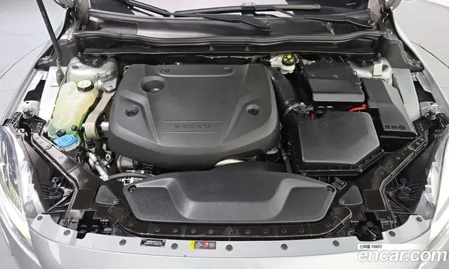 Volvo V40 2017 2.0 АКПП, миниатюра 6