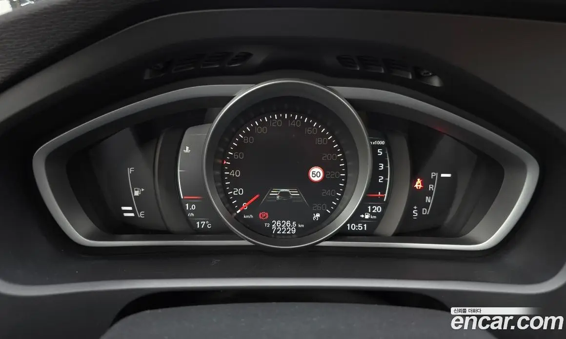 Volvo V40 2017 2.0 АКПП, фото 8