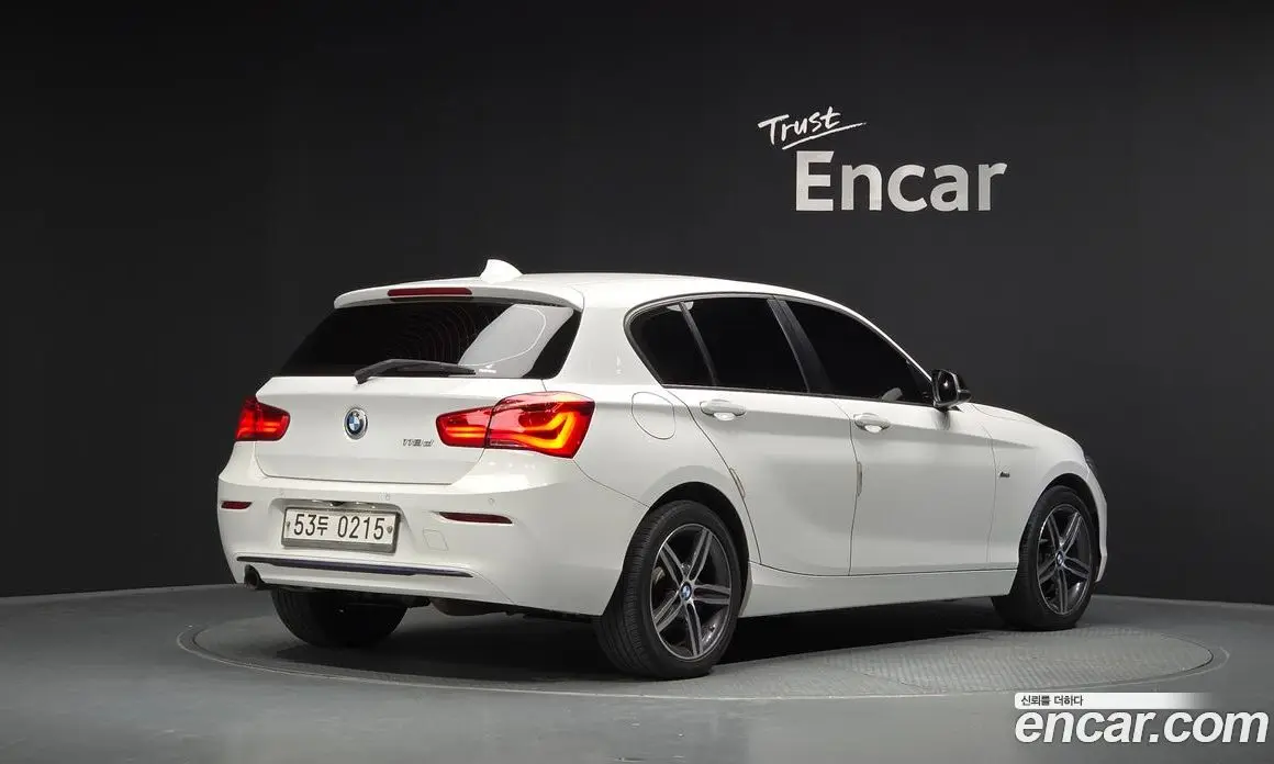 BMW 1 серия 2016 2.0 АКПП, фото 1