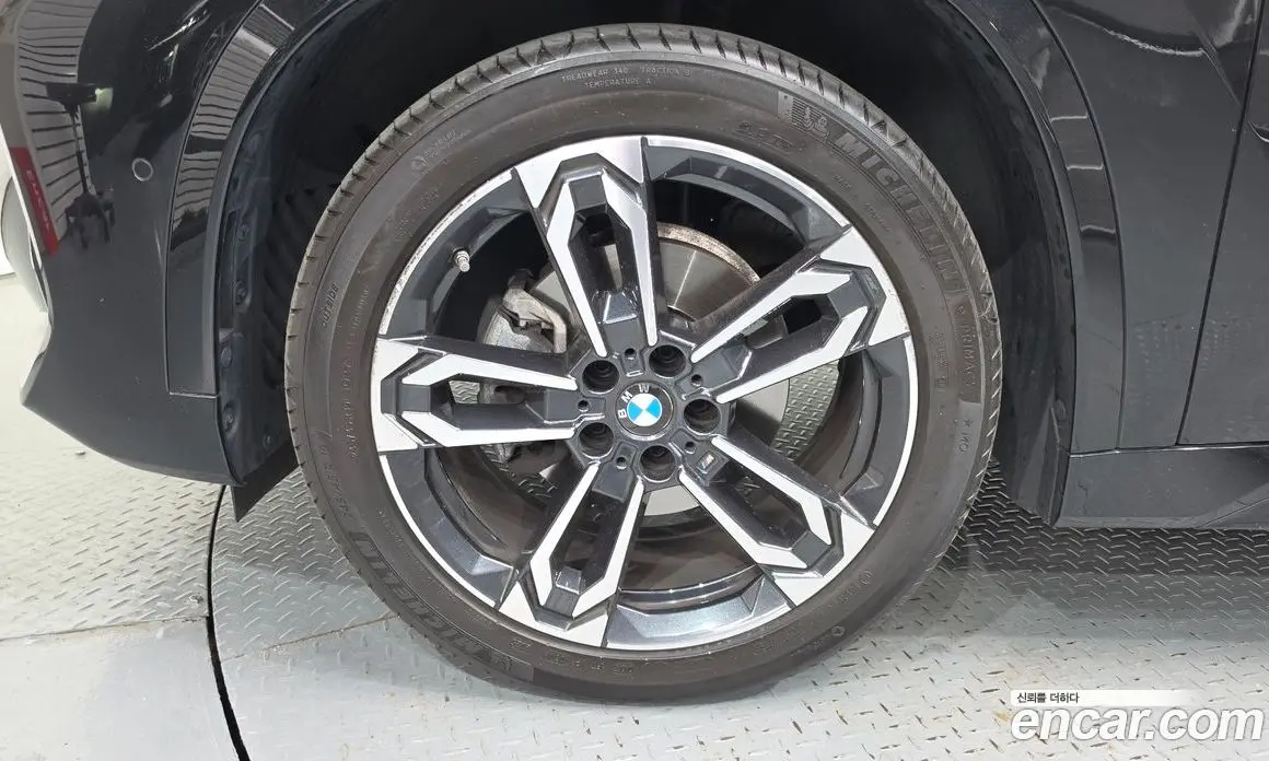 BMW X1 2025 2.0 АКПП, фото 5