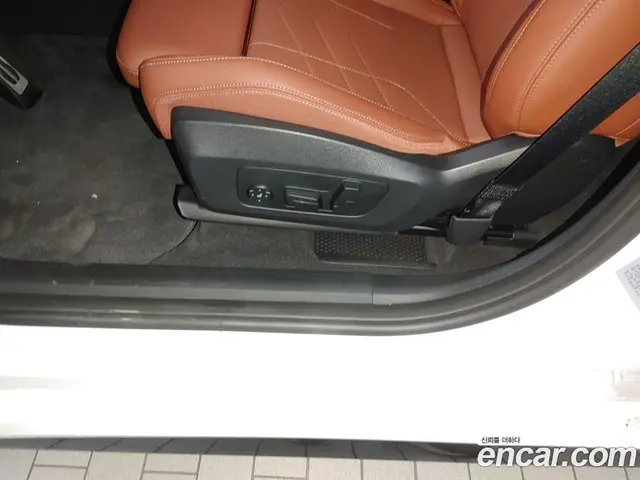 BMW X1 2026 2.0 АКПП, миниатюра 7