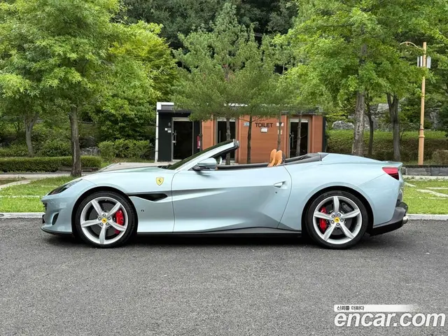 Ferrari Portofino 2018 3.9 АКПП, миниатюра 2 Ferrari Portofino 2018 3.9 АКПП, миниатюра 2