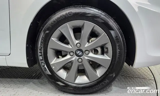 Hyundai Accent 2018 1.4 АКПП, миниатюра 7