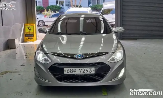 Hyundai Sonata 2012 2.0 АКПП, миниатюра 3
