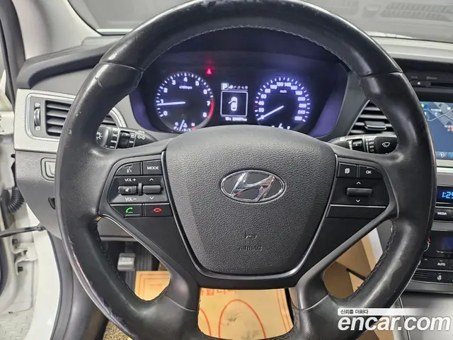 Hyundai Sonata 2015 2.0 АКПП, миниатюра 12