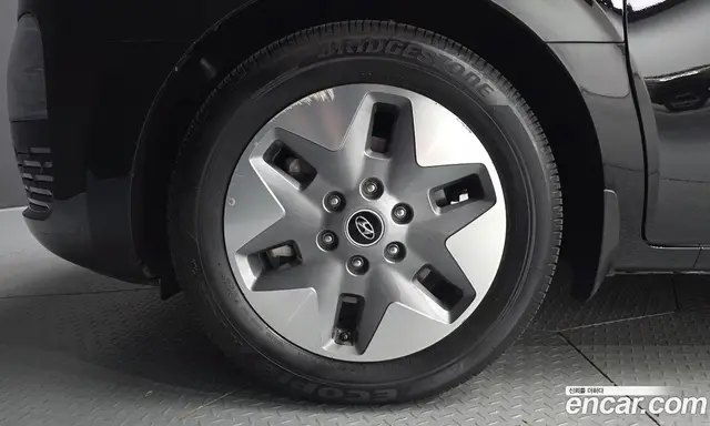 Hyundai Staria 2023 2.2 АКПП, миниатюра 5