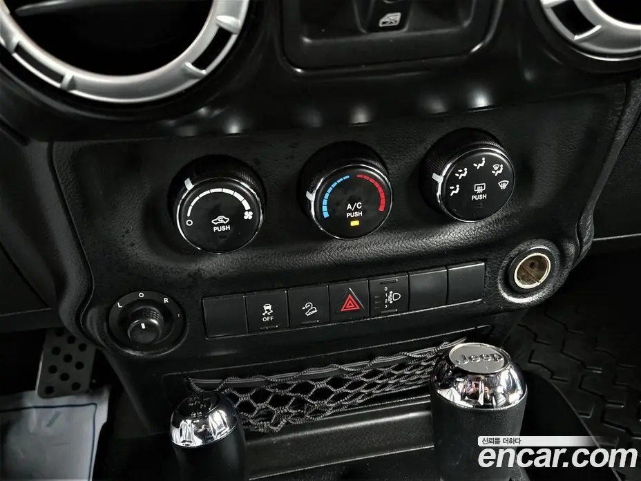 Jeep Wrangler 2012 2.8 АКПП, фото 17