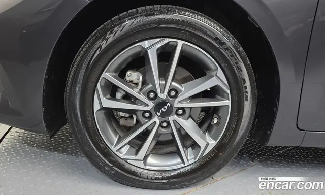 Kia K3 2023 1.6 АКПП, миниатюра 5 Kia K3 2023 1.6 АКПП, миниатюра 5
