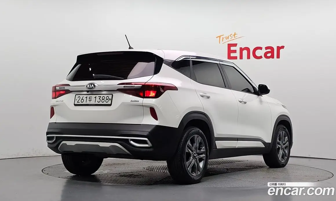 Kia Seltos 2019 1.6 АКПП, фото 2
