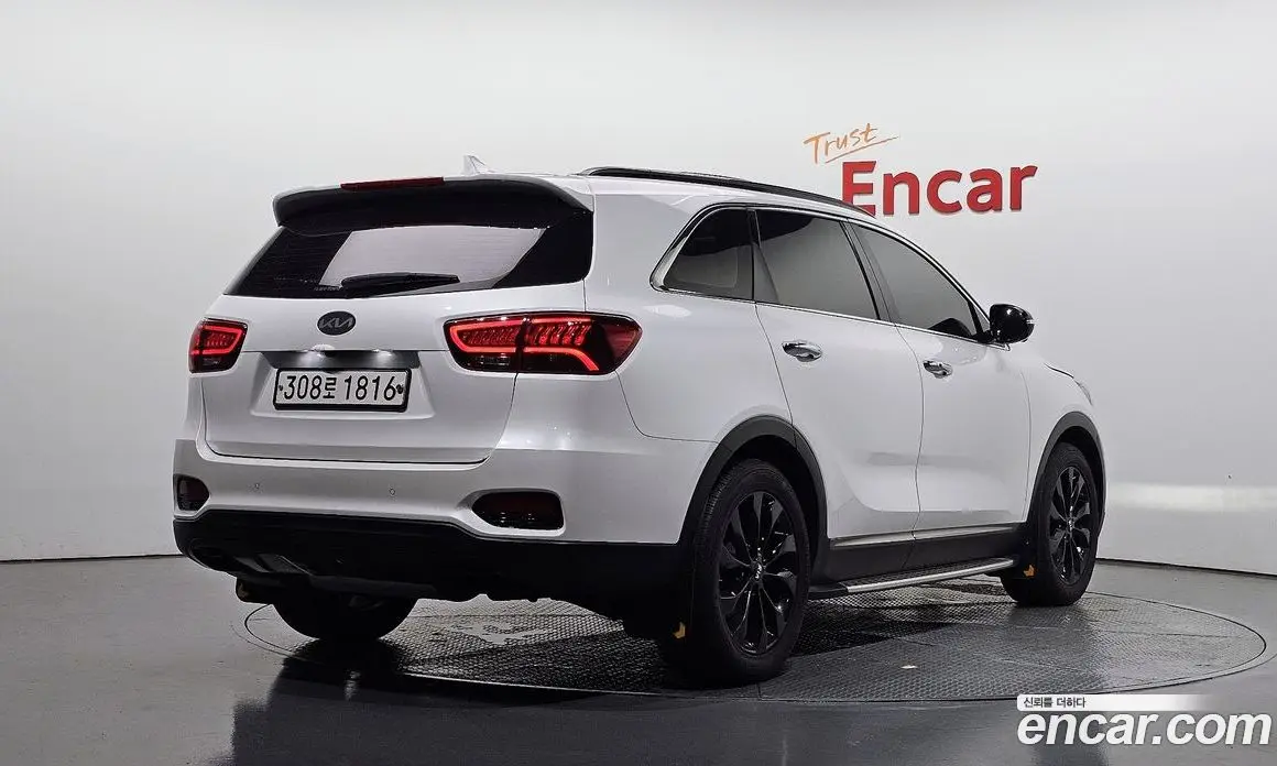 Kia Sorento 2018 2.0 АКПП, фото 2