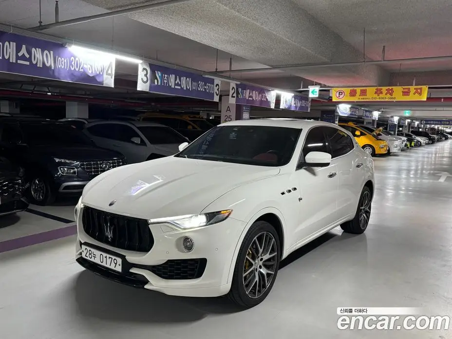 Maserati Levante 2016 3.0 АКПП, фото 2 Maserati Levante 2016 3.0 АКПП, фото 2