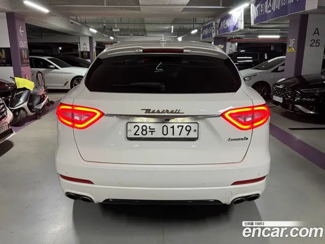 Maserati Levante 2016 3.0 АКПП, миниатюра 3 Maserati Levante 2016 3.0 АКПП, миниатюра 3