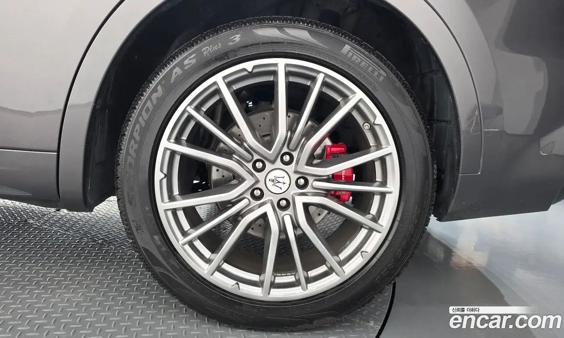 Maserati Levante 2019 3.0 АКПП, фото 7 Maserati Levante 2019 3.0 АКПП, фото 7