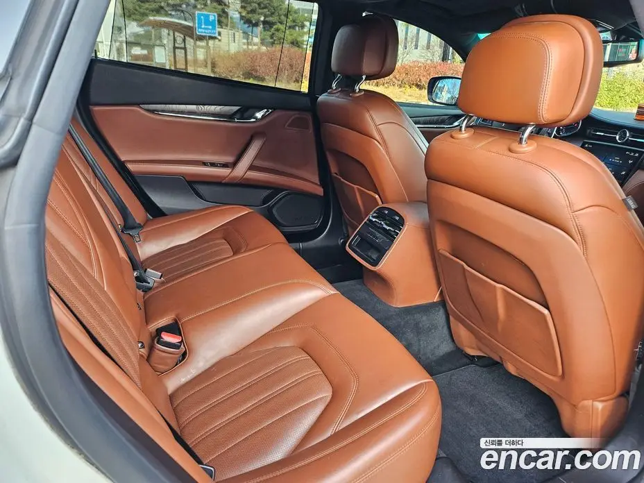 Maserati Quattroporte 2016 3.0 АКПП, фото 15