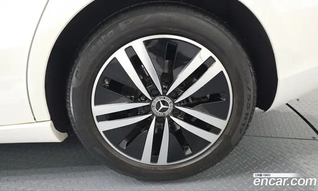 Mercedes-Benz A-Class 2021 2.0 АКПП, миниатюра 7
