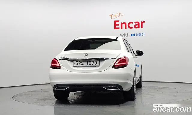 Mercedes-Benz C-Class 2019 1.9 АКПП, миниатюра 3 Mercedes-Benz C-Class 2019 1.9 АКПП, миниатюра 3
