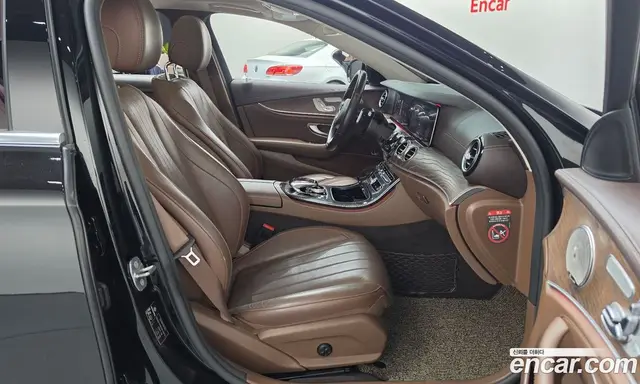 Mercedes-Benz E-Class 2017 2.0 АКПП, миниатюра 11