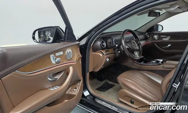 Mercedes-Benz E-Class 2017 2.0 АКПП, миниатюра 10