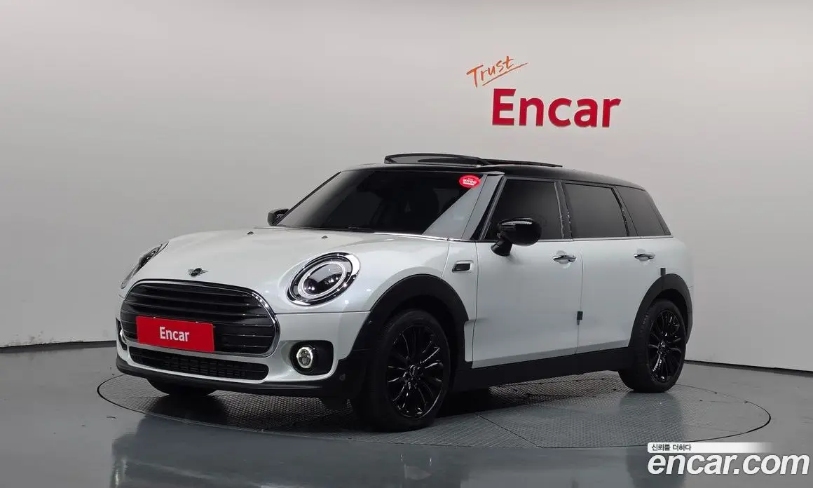 Mini Clubman 2023 1.5 АКПП, фото 1