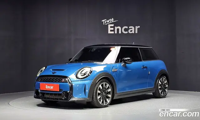 Mini Cooper, 2022, 112 157 км