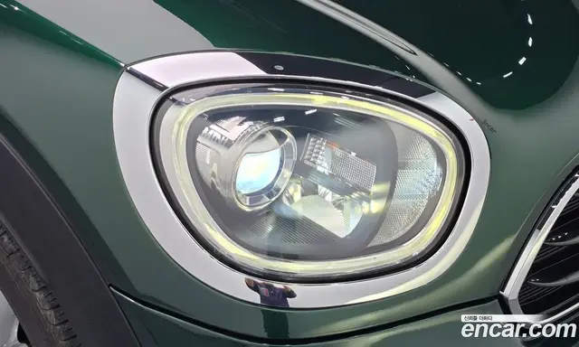 Mini Countryman 2019 1.5 АКПП, миниатюра 8