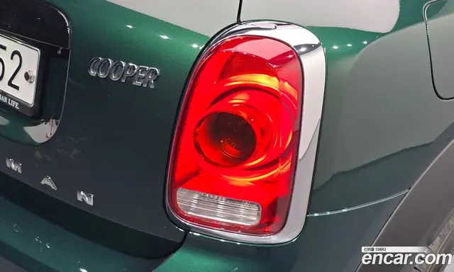 Mini Countryman 2019 1.5 АКПП, миниатюра 9