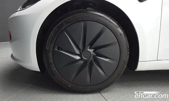 Tesla Model 3 2026 0.2 АКПП, миниатюра 5 Tesla Model 3 2026 0.2 АКПП, миниатюра 5