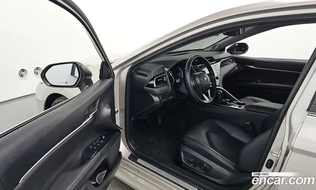 Toyota Camry 2019 2.5 АКПП, миниатюра 12
