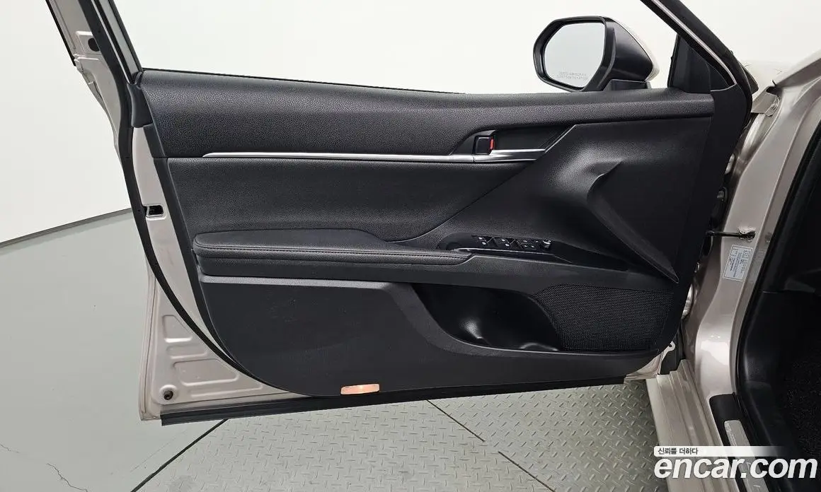 Toyota Camry 2019 2.5 АКПП, фото 13