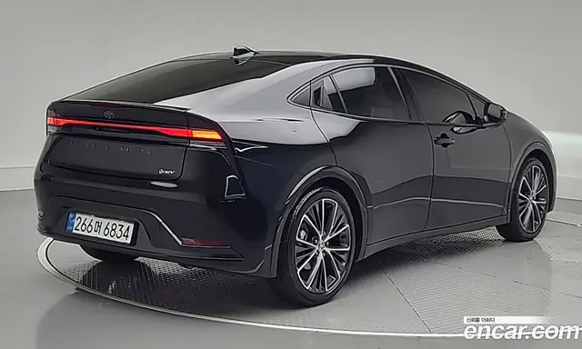 Toyota Prius 2026 2.0 АКПП, миниатюра 2
