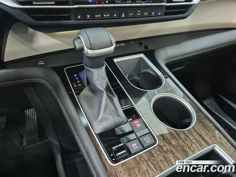 Toyota Sienna 2025 2.5 вариатор, фото 10