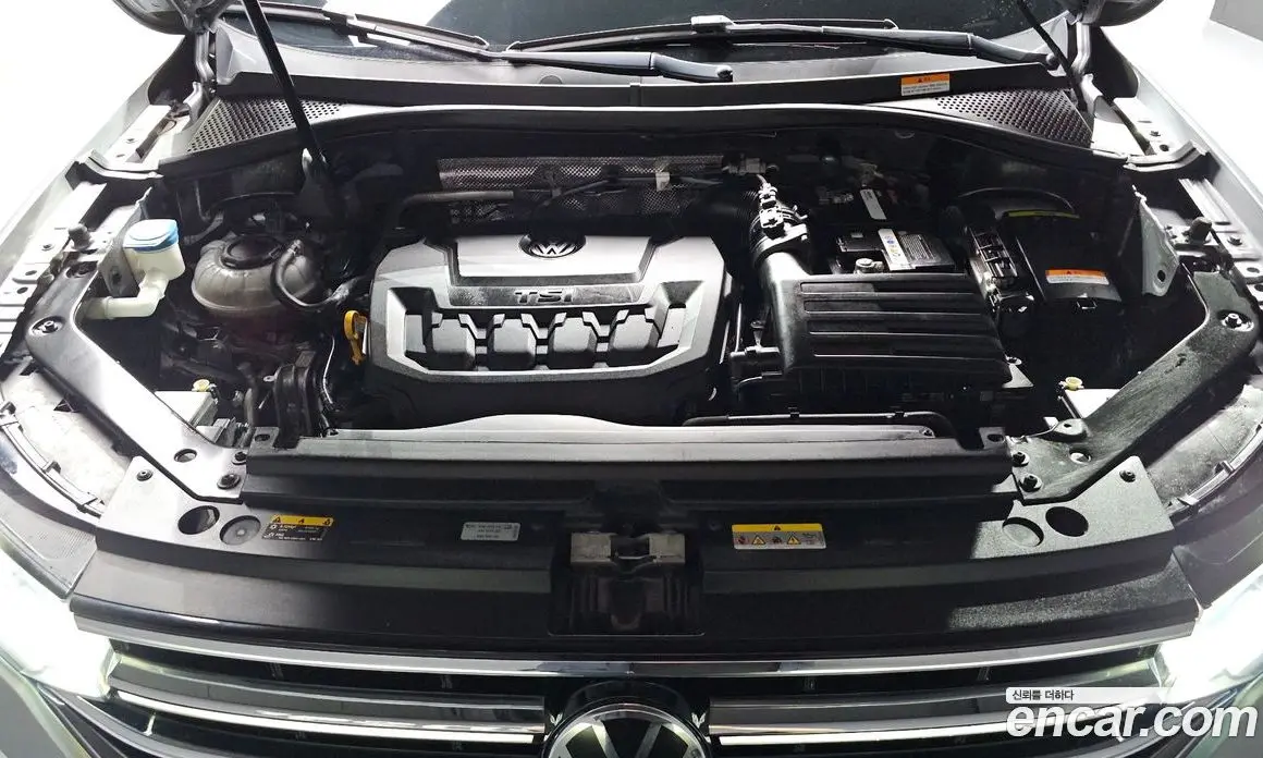 Volkswagen Tiguan 2022 2.0 АКПП, фото 6