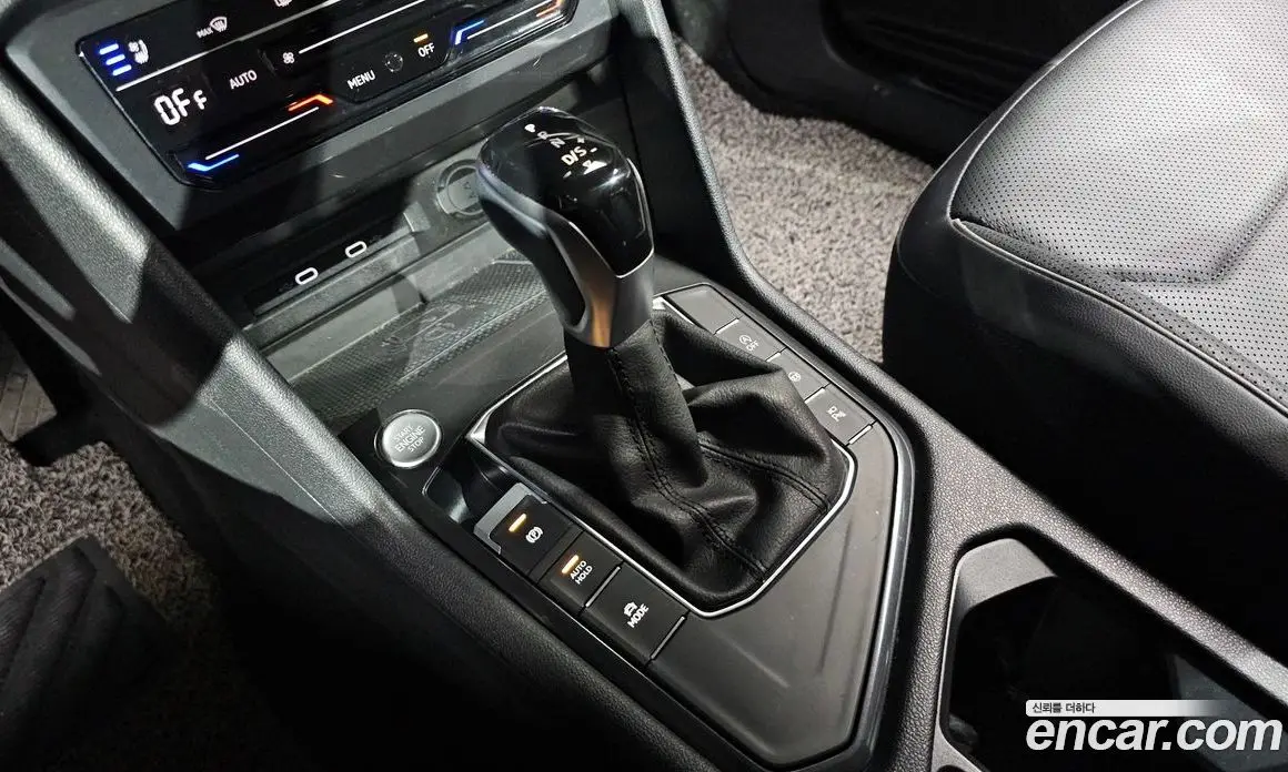 Volkswagen Tiguan 2022 2.0 АКПП, фото 9