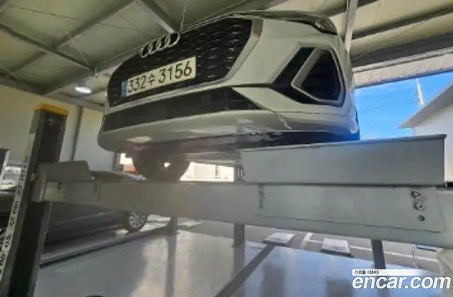 Audi Q3, 2022, 112 332 км