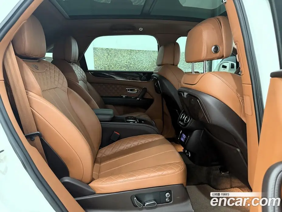 Bentley Bentayga 2017 6.0 АКПП, фото 18 Bentley Bentayga 2017 6.0 АКПП, фото 18