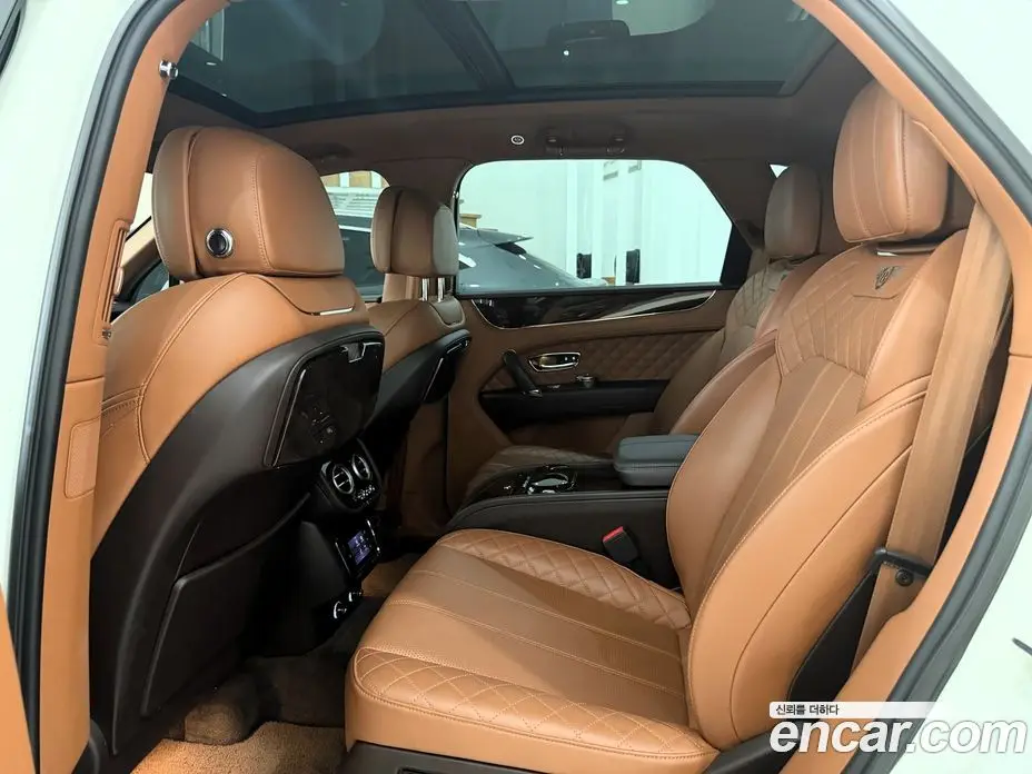 Bentley Bentayga 2017 6.0 АКПП, фото 19 Bentley Bentayga 2017 6.0 АКПП, фото 19