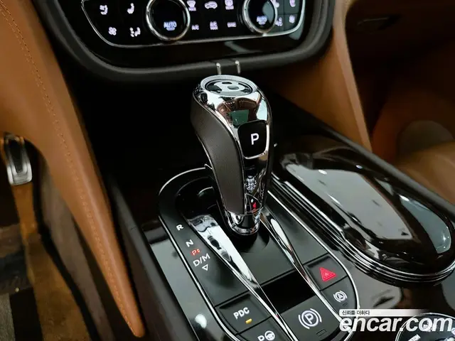 Bentley Bentayga 2017 6.0 АКПП, миниатюра 9 Bentley Bentayga 2017 6.0 АКПП, миниатюра 9