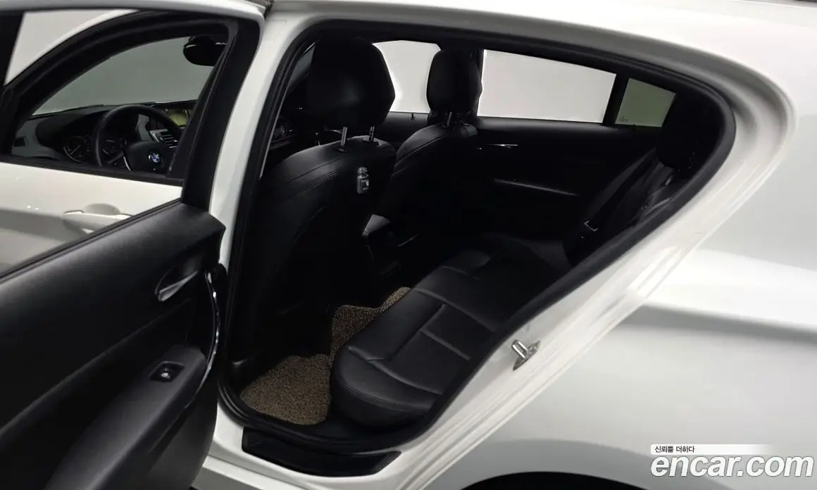 BMW 1 серия 2015 2.0 АКПП, фото 15 BMW 1 серия 2015 2.0 АКПП, фото 15