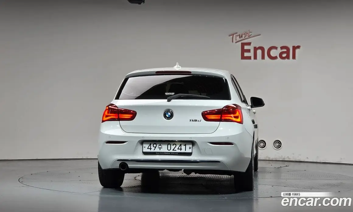 BMW 1 серия 2015 2.0 АКПП, фото 3 BMW 1 серия 2015 2.0 АКПП, фото 3