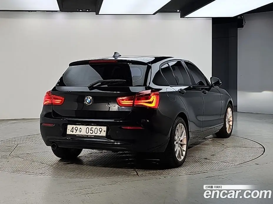 BMW 1 серия 2015 2.0 АКПП, фото 4 BMW 1 серия 2015 2.0 АКПП, фото 4