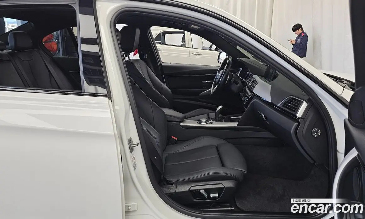 BMW 3 серия 2018 2.0 АКПП, фото 11