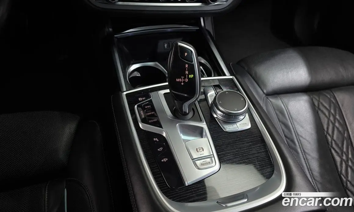 BMW 7 серия 2018 3.0 АКПП, фото 12