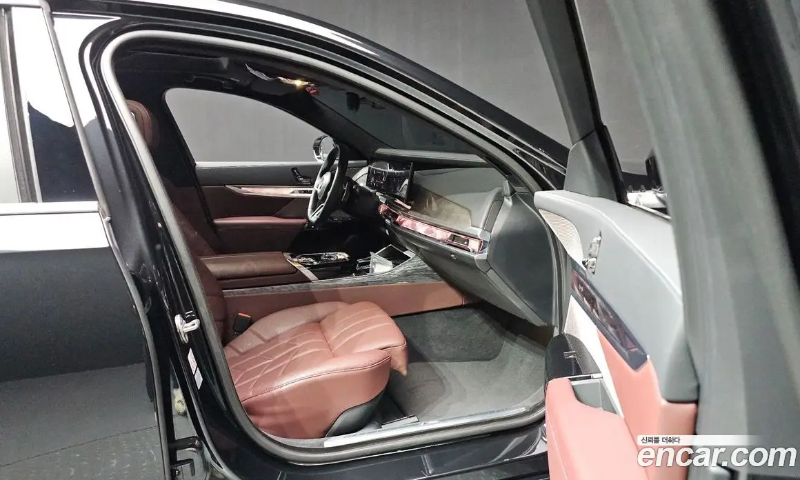 BMW 7 серия 2023 3.0 АКПП, фото 18