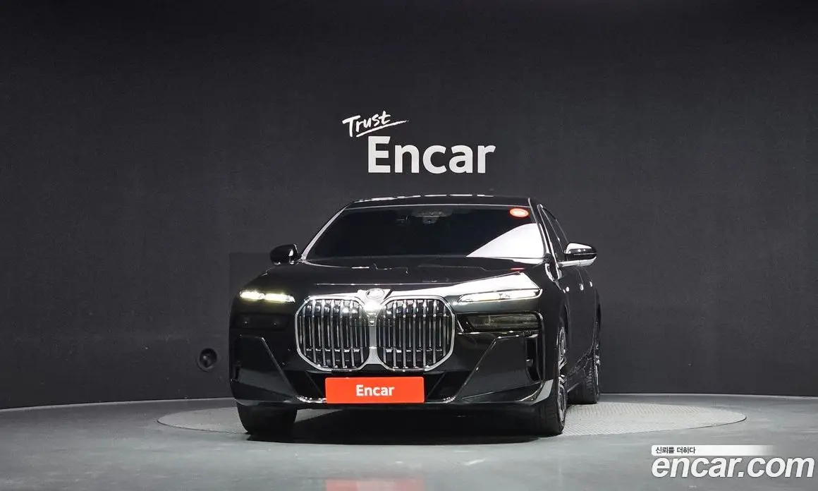 BMW 7 серия 2023 3.0 АКПП, фото 3