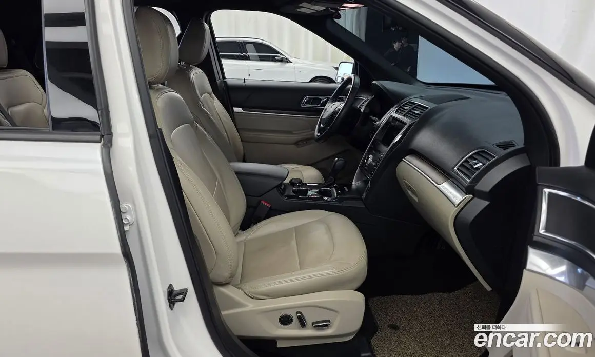 Ford Explorer 2018 2.3 АКПП, фото 17