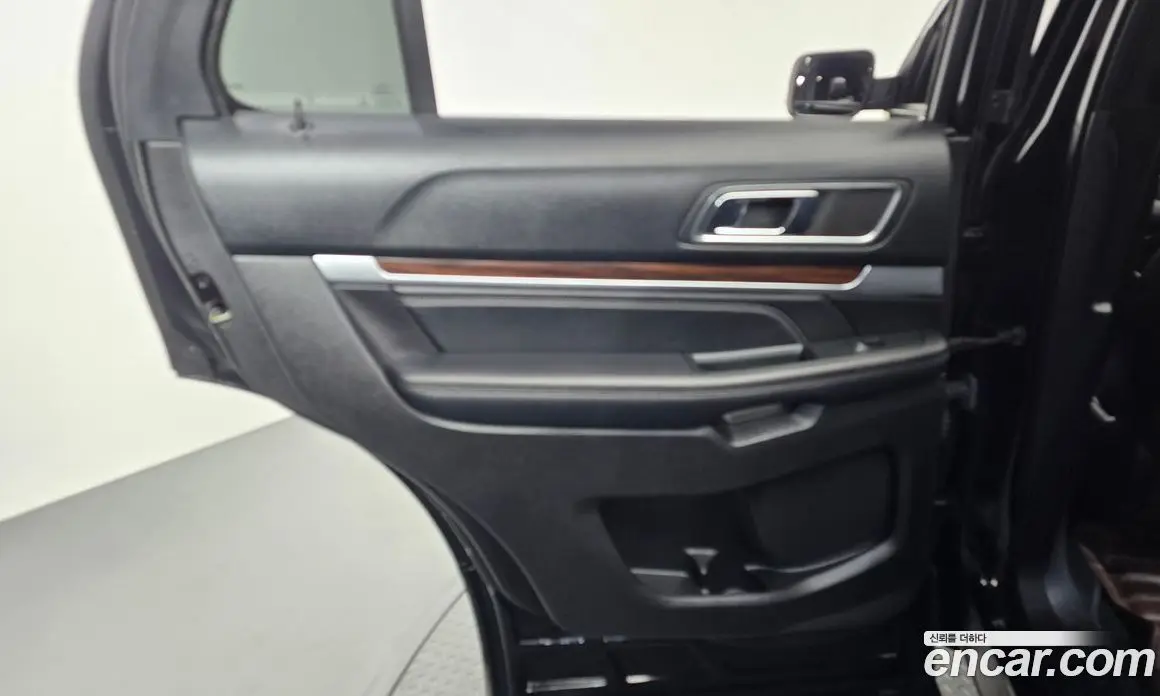 Ford Explorer 2018 2.3 АКПП, фото 15