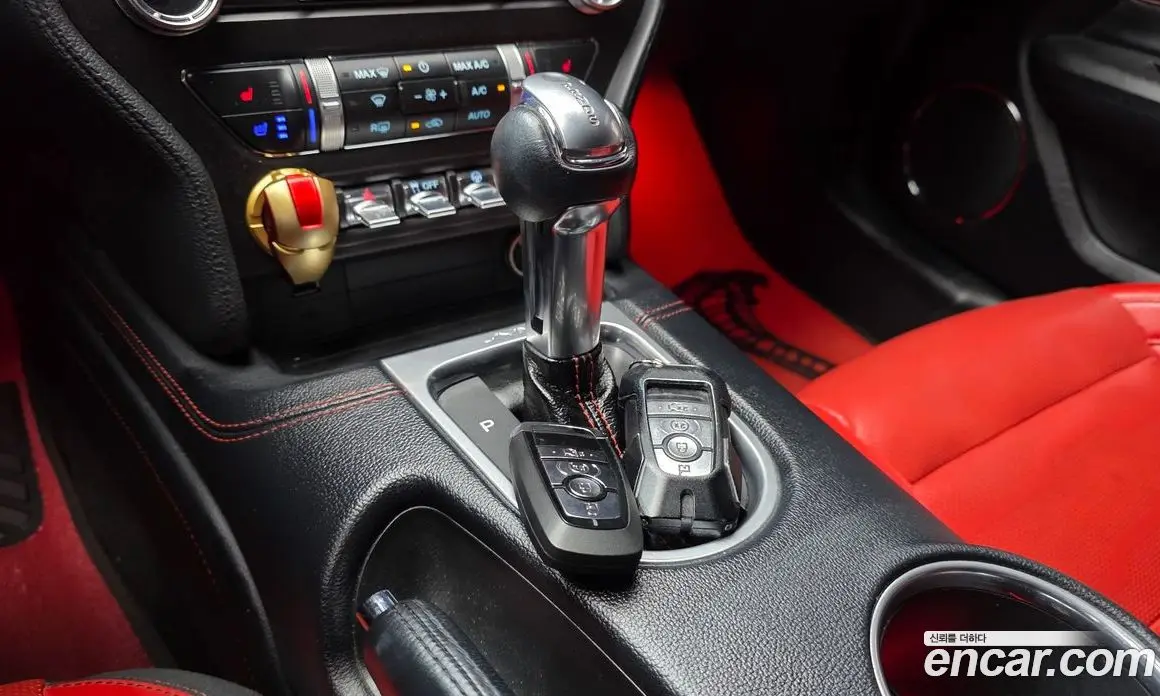 Ford Mustang 2019 2.3 АКПП, фото 12