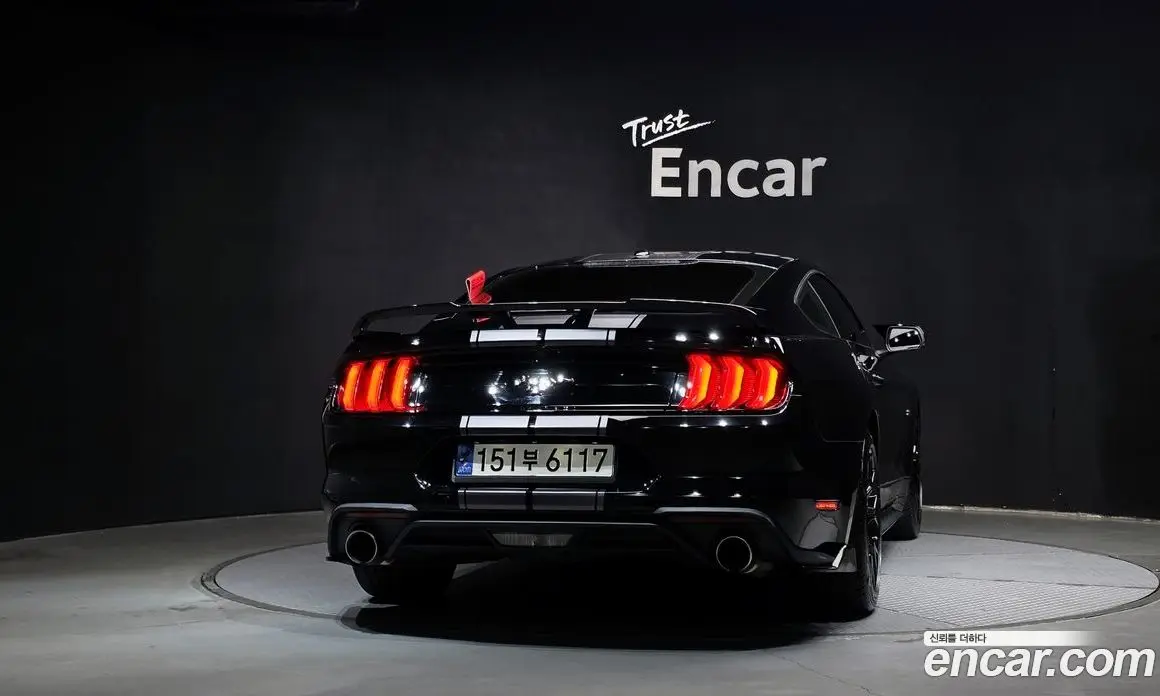 Ford Mustang 2019 2.3 АКПП, фото 4