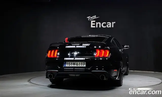 Ford Mustang 2019 2.3 АКПП, миниатюра 4