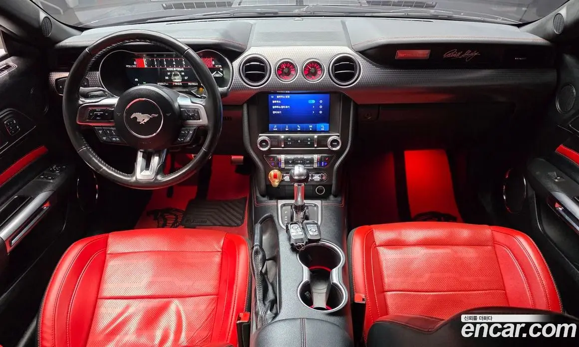Ford Mustang 2019 2.3 АКПП, фото 10